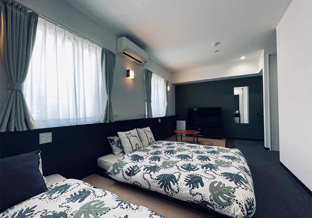 Room.1002 Japanese Forest green