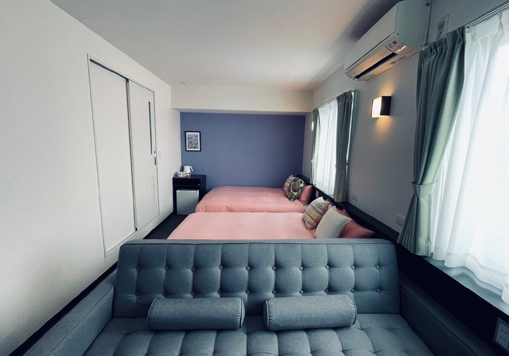 Room.902 Deluxe Lavender